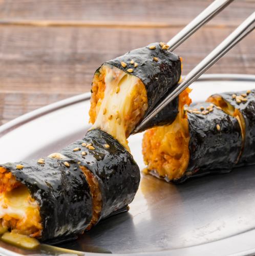 Cheese Kimbap ~Stretchy Cheese and Kimchi Seaweed Roll~