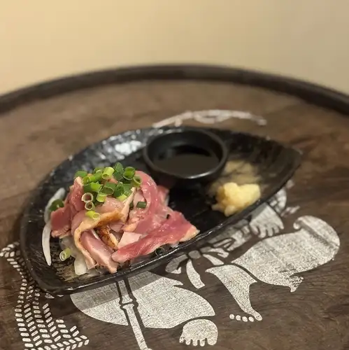 ももたたき