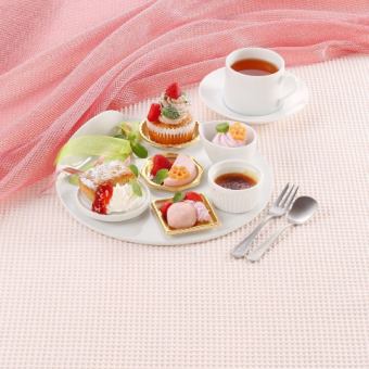 春プチアフタヌーンティー★全6品・ドリンク付き1848円(税込)