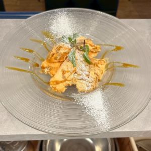 キャラメルナッツのセミフレッド