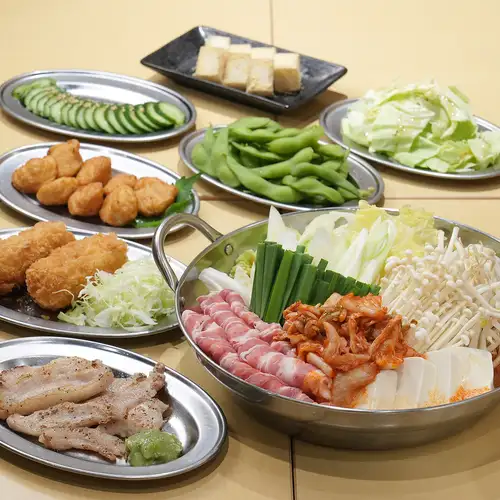 [Recommended for the cold season] We also have courses where you can enjoy hot pot!