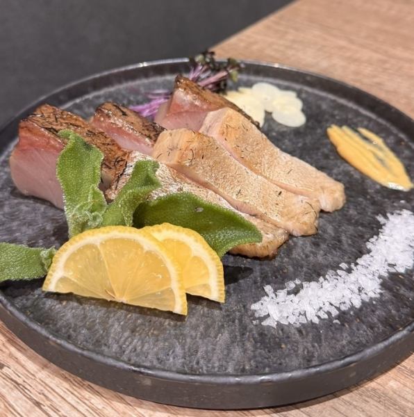 脂が乗った「ぶりの藁焼き」