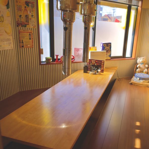 This is a private room that can accommodate up to 8 people ♪ It is a spacious space that is safe even with small children! It is sure to be a big success for small banquets and entertainment!