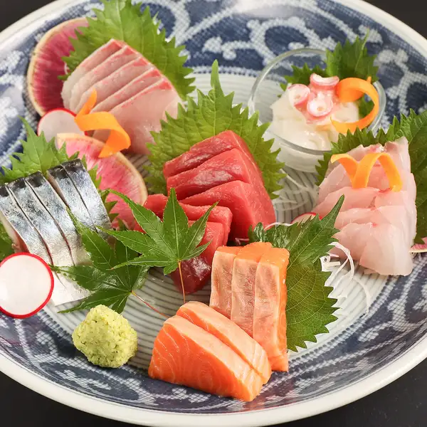 【◆鮮度抜群の海の幸!◆】とらちゃん本舗 厳選鮮魚!本日のお刺身盛り合わせ