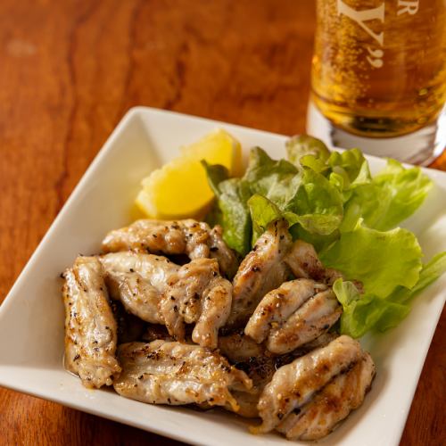 鮮度抜群の鶏料理と厳選された旬の味覚を心ゆくまで堪能