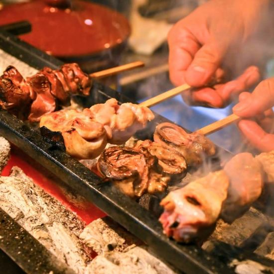 Kushiyaki that makes full use of the deliciousness of the ingredients that are particular about the morning of Shingen chicken and domestic chicken!