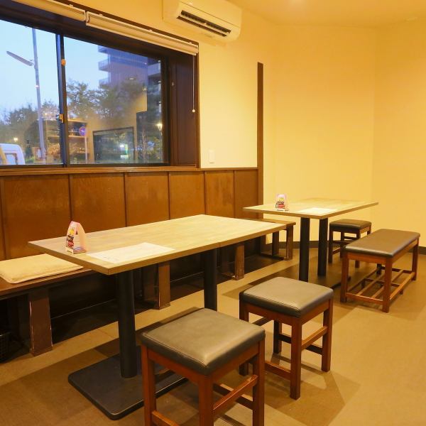 水戸駅から徒歩圏内、アクセスも抜群！会社帰りの女子会や、特別な日のディナーに。洗練された空間で、美味しい料理とお酒を味わい、大切な人と素敵な時間を過ごしませんか？誕生日サプライズもお手伝いします。