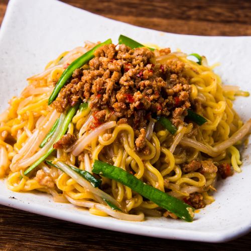 Taiwanese fried noodles originating from Gomidori