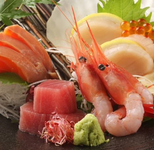 【うまいっしょ！～旬の味覚～】と題して旬の味覚や数量限定のメニューを別紙でご用意しています