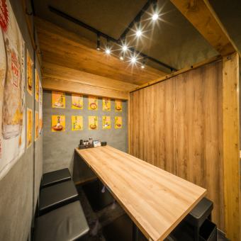 名古屋駅徒歩約9分！広々4名個室！当日予約も可能になっております！急な飲み会にもぜひ◎