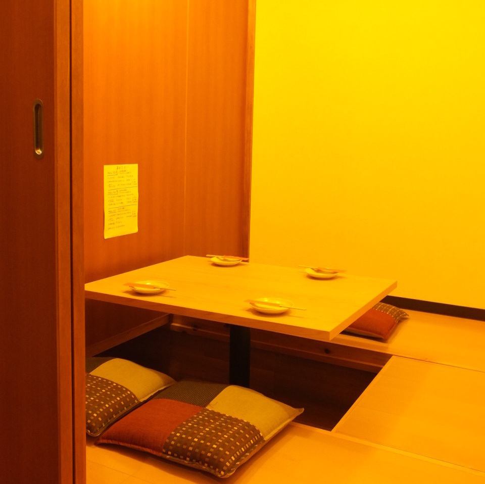 2名様~OKの個室で美味しい食事とお酒をお愉しみください♪