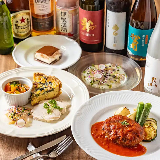 国産牛豚のハンバーグと特製スイーツが楽しめる洋食カフェ。女子会や特別な記念日に◎
