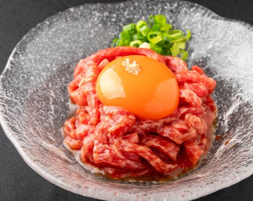 ユッケ風炙りレアステーキ