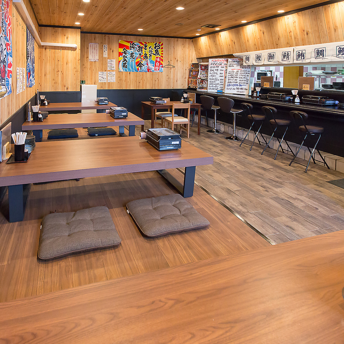 お一人様でも気軽に立ち寄れる海鮮料理の居酒屋！