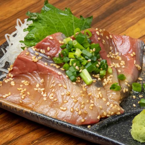 Yellowtail with sesame dressing
