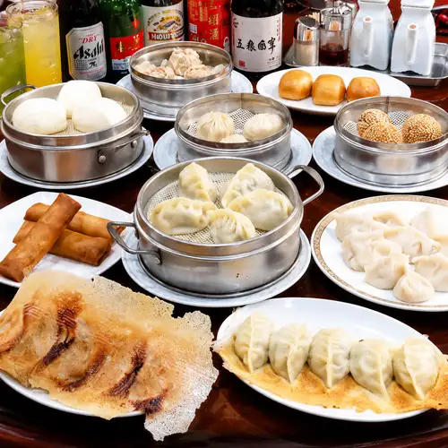 A wide variety of Chinese dishes are available.