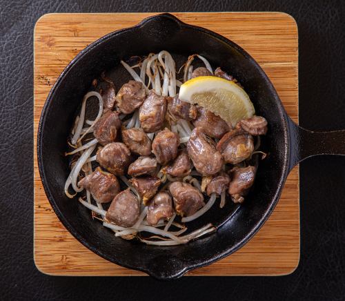 Grilled Eel and Garlic / Teppanyaki Neckline / Teppanyaki Yagen Nankotsu
