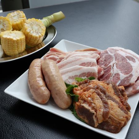 【芝生・テント席限定】ビアガーデンプラン『バーベキューデラックス』3時間セルフ飲み放題付