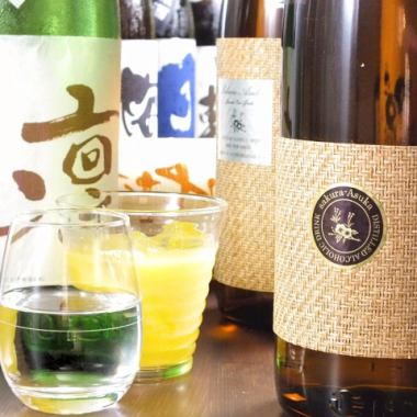 A wide variety of alcoholic beverages [all-you-can-drink a la carte, from 1,820 yen]