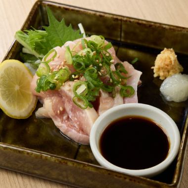 【炭火焼きでより美味しく！】香ばしい匂いが食欲をそそる！大摩桜のタタキ各種