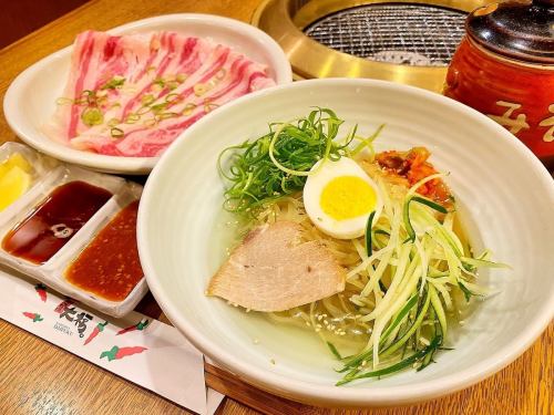 盛岡冷麺・冷やしラーメン・韓国風ピリ辛冷やしうどんなどが選べる涼麺満腹ランチ