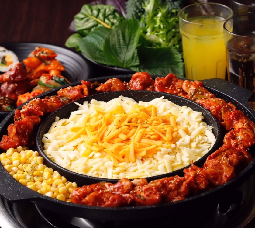 UFOチーズタッカルビ付【ディナー☆120分食べ飲み放題】＋韓国料理20種