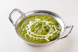 ポークほうれん草カレー