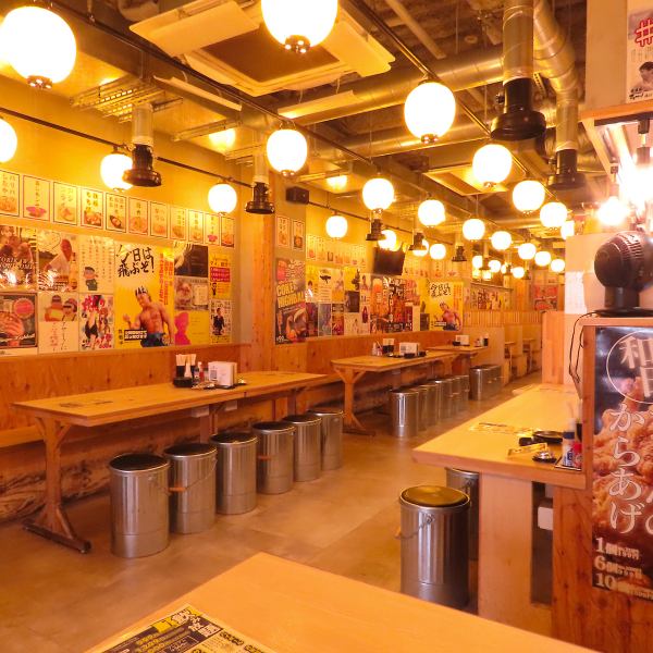 【適合各種場合】寬敞的居酒屋,非常適合舉辦大型聚會。請盡情享受餐桌的樂趣和陪伴!無論是小型派對、學生聚會、社團活動、迎送會,或是其他大型聚會,這裡都是您的理想選擇!