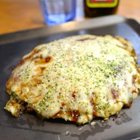 沖縄そばと広島焼きの激熱コンボ☆本場の広島焼きが楽しめる♪