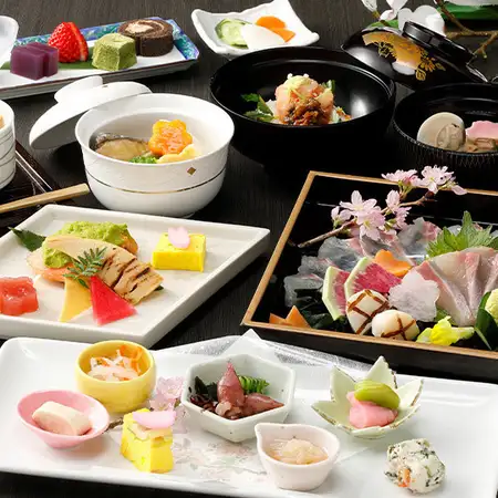 【完全個室】四季の彩り会席　飲み放題付11000円全9品（税サ込）