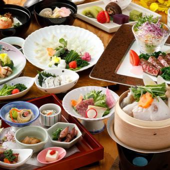 [完全包房]時令當地魚類、牛排懷石料理+無限暢飲 共8道菜13,000日圓（含稅、服務）
