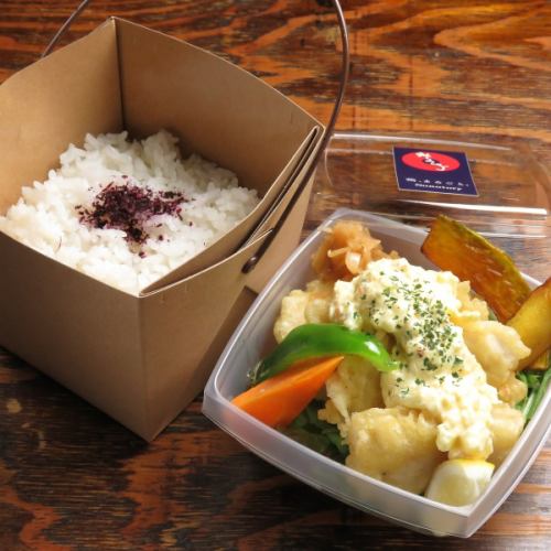 Salad chicken nanban box