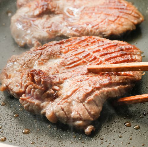 厚切り牛タン焼き