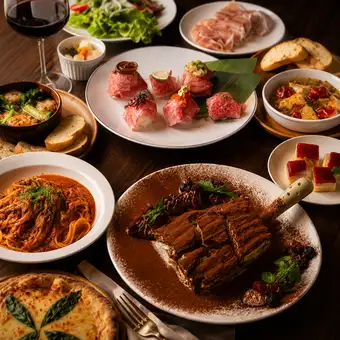 【週一至週四、週日及假日】高級無限量自助餐:肉類壽司/義麵/披薩/甜點等,6,600日元