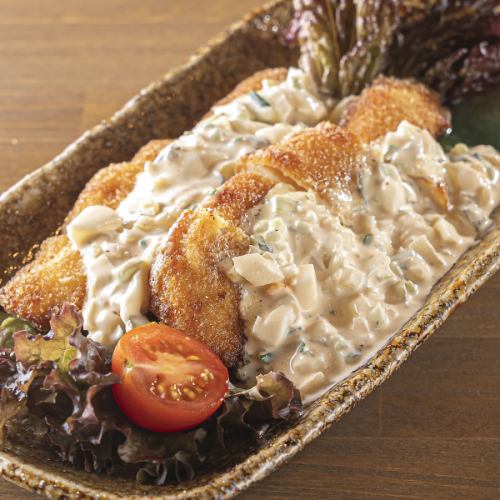 当店不動のサイドメニュー！チキン南蛮/880円(税込)