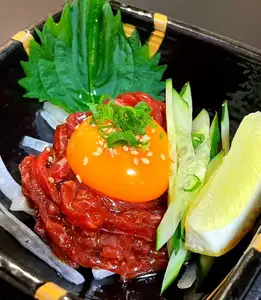 新鮮国産牛ユッケ