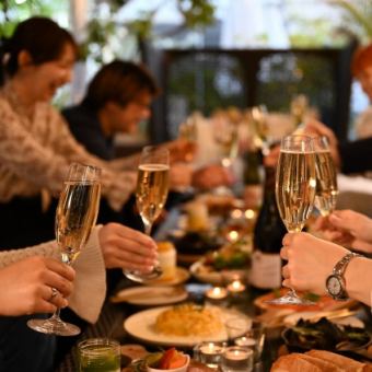 [Wedding after-party course] 180 minutes buffet + 90 minutes all-you-can-drink + welcome drink and other luxurious perks 7,000 yen