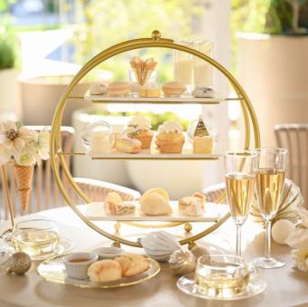 聖誕節限定下午茶 + 1 杯雞尾酒 + 迷你花束 + 留言選項