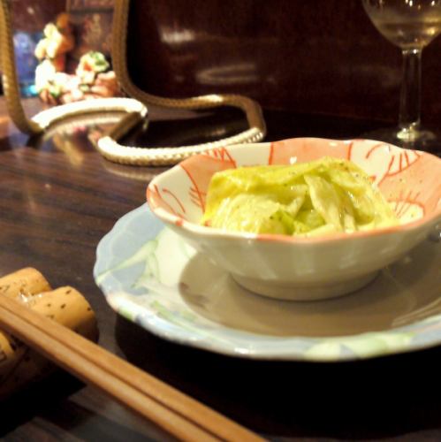 バジルソースのサラダ