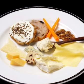 チーズ盛り合わせ
