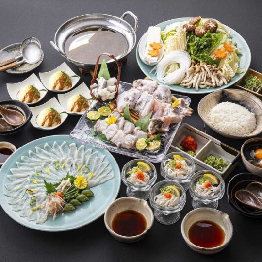 推薦用於新年和年末聚會！鐵板燒套餐（7,800日圓（含稅）），包含無限暢飲