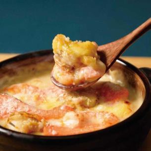 Uoman Seafood Gratin made with sake lees