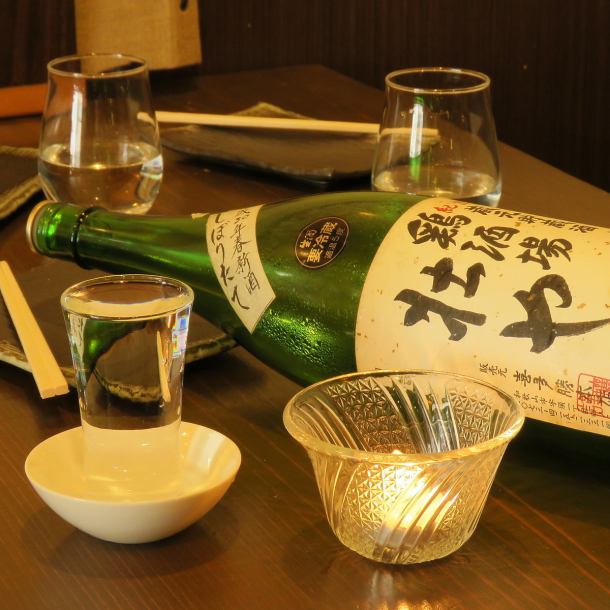 《Recommended when you want to drink your tail ♪♪ 」There are 7 seats at the counter and table seats. It has been patronized mainly by customers in their 30s and 60s, and has received many happy comments.The calm interior filled with the warmth of wood is the perfect atmosphere for an adult retreat.We are waiting for you with delicious yakitori and local sake.