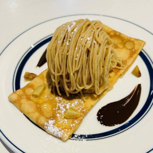 《January only》
~Japanese Chestnut Mont Blanc🌰~
Paste made with chestnuts from Ibaraki Prefecture
Squeeze it over vanilla ice cream and whipped cream!
Please enjoy the aroma and flavor of Japanese chestnuts.
Set menu + 350 yen
You can change the crepe.
#KitaUrawa #KitaUrawaCafe #Urawa #UrawaCafe #MinamiUrawa #MinamiUrawaCafe #HigashiUrawa #HigashiUrawaCafe #NishiUrawa #NishiUrawaGourmet #Yono #YonoCafe #YonoHonmachi #YonoHonmachiCafe #KitaYono #KitaYonoGourmet #SaitamaNewCity #SaitamaNewCityCafe #Omiya #OmiyaCafe #SaitamaCityCafe #SaitamaCityGourmet #MinamiYono #NakaUrawa #MusashiUrawa #MusashiUrawaCafe #Galette #Crepe #JapaneseChestnut #MontBlanc