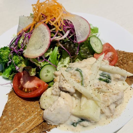 We recommend both the savory galettes and dessert crepes from the limited-time menu, which changes every month!