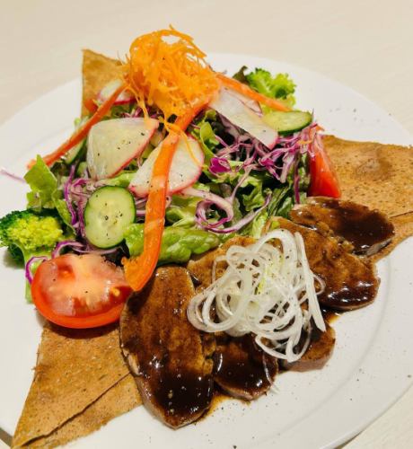 ~February Limited Galette~

Sautéed duck from Iwate Prefecture
~Balsamic sauce~

Lightly sauteed duck loin cooked at low temperature,
With a sauce made with balsamic vinegar
Enjoy it with green onions~

The galette contains rape blossoms and Japanese mustard spinach dressed with sesame,
Fried egg with cheese

salad with orange dressing
Please enjoy it together ♪

#Kitaurawa #Kitaurawa Cafe #Urawa #Urawa Cafe #Minamiurawa #Minamiurawa Cafe #Higashiurawa #Higashiurawa Cafe #Nishiurawa #Yono #Yonohonmachi #Yonohonmachi Cafe #Kitayono #Kitayono Gourmet #Saitama New City #Saitama New City Cafe #Omiya #Omiya Cafe #Saitama City Cafe #Saitama City Gourmet #Minamiyono #Nakaurawa #Musashiurawa #Musashiurawa #Duck #Duck Meat #Balsamic Sauce #Orange Dressing #Galette #Crepe