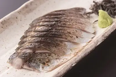 炙りしめ鯖