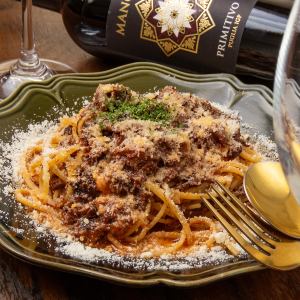 国産牛すじのラグーソース