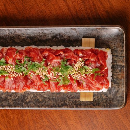 50ｃｍロングユッケ風レアステーキ寿司