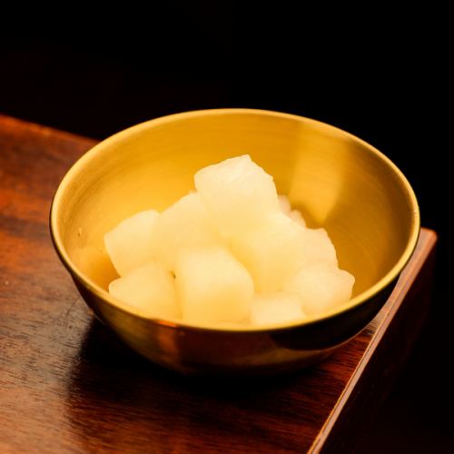 チキンム(大根の酢漬け)